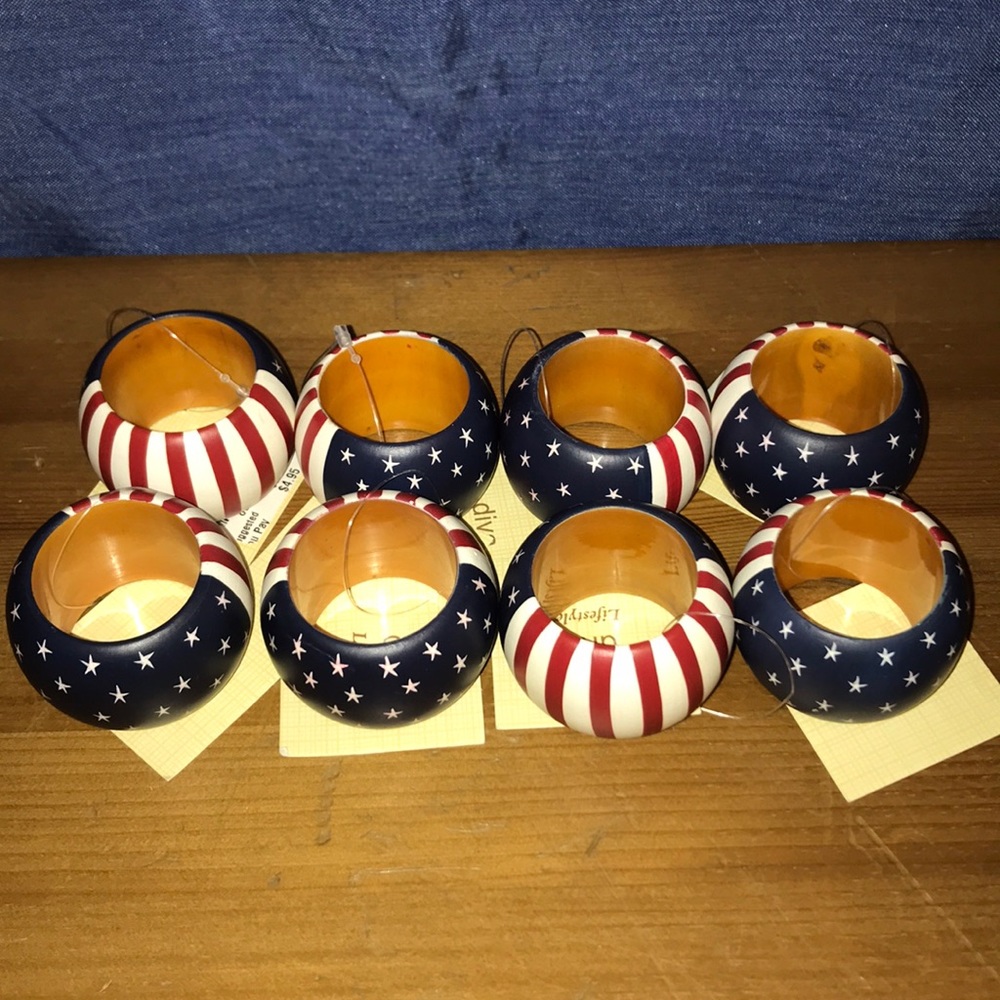 8 Diva Starts And Stripes Napkins Rings NWT